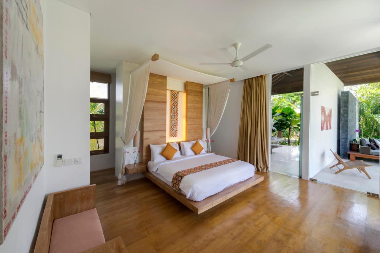 Villa Kavya - 8-Minute Walk From Berawa Beach Canggu Екстериор снимка