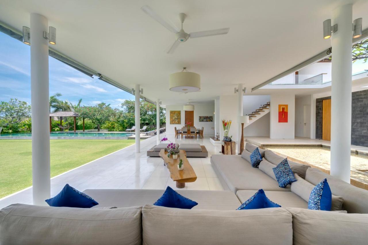 Villa Kavya - 8-Minute Walk From Berawa Beach Canggu Екстериор снимка