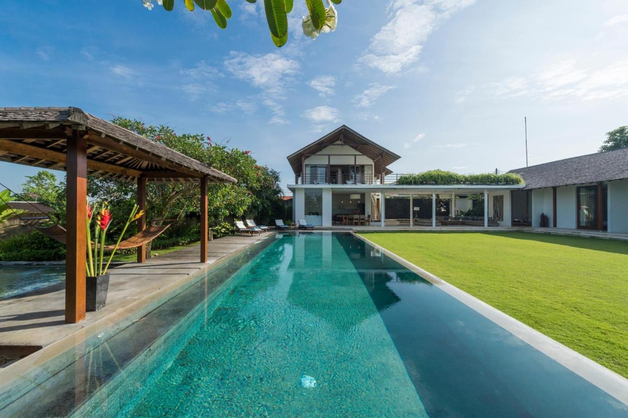 Villa Kavya - 8-Minute Walk From Berawa Beach Canggu Екстериор снимка